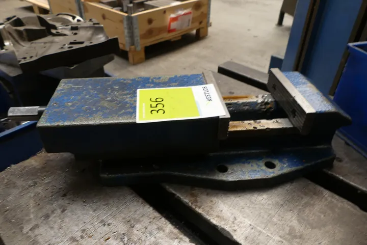 Maschinenschraubstock, blau lackiert
